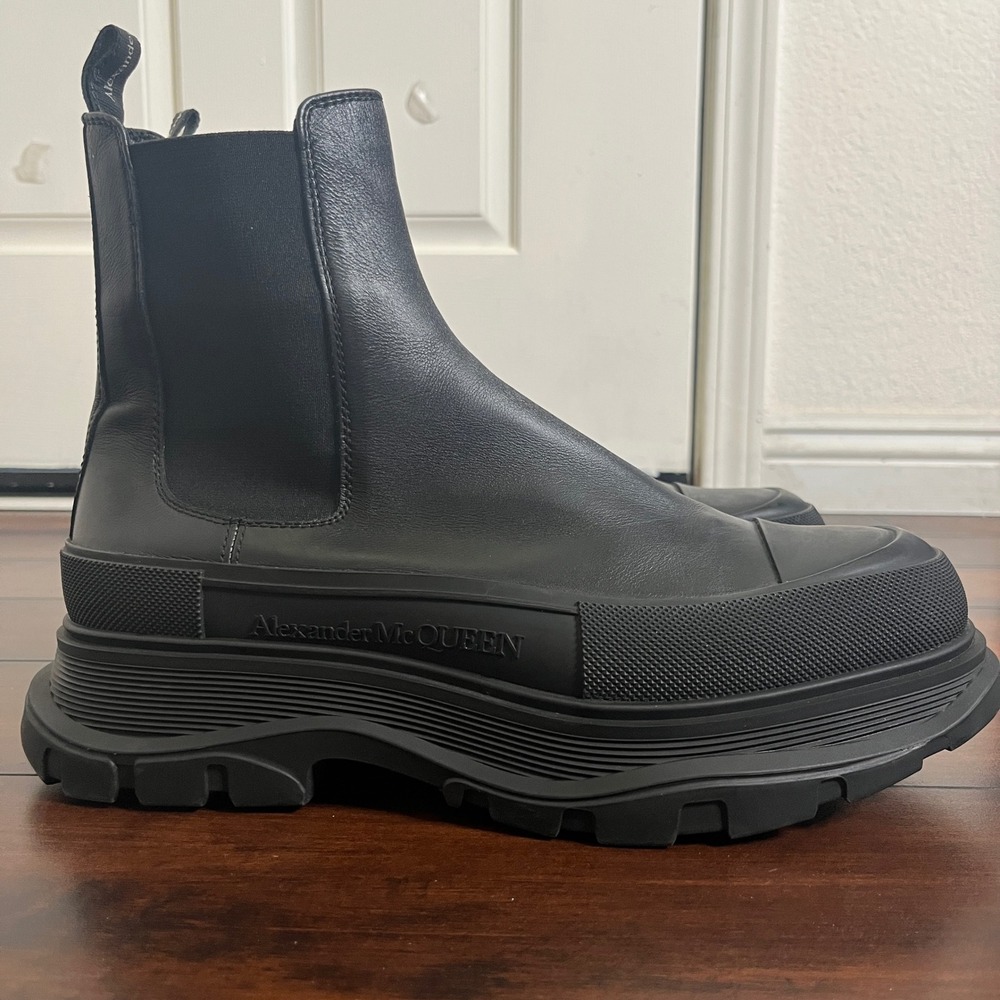 Alexander McQueen Black Platform Chelsea Boots